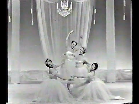 Pas de quatre with Carla Fracci, Margrethe Schanne, Josette Amiel, Kirsten Bundgaard, 1968