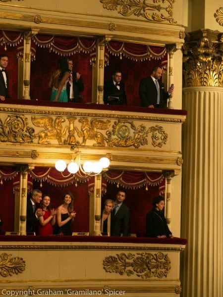 Applause for the cast Applause for the cast