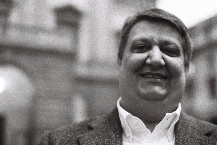 Ambrogio Maestri in front of La Scala photo Roberto Recanatesi Ambrogio Maestri in front of La Scala photo Roberto Recanatesi