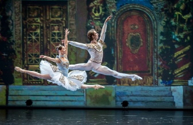 Jack Devant, ballet photographer:  freezing the beauty