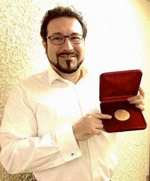 Carlo Colombara with the Boris Christoff medal after performing 3 operas in Sofia for the Centenary celebrations Carlo Colombara with the Boris Christoff medal after performing 3 operas in Sofia for the Centenary celebrations