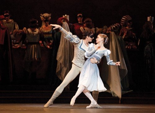 Guillaume C%C3%B4t%C3%A9 and Elena Lobsanova in Romeo and Juliet photo by Bruce Zinger Guillaume Côté and Elena Lobsanova in Romeo and Juliet - photo by Bruce Zinger