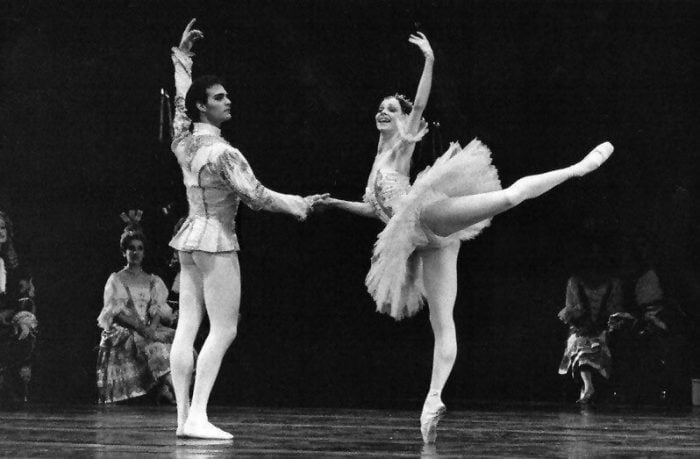 Paul Chalmer with Eva Evdokimova in Sleeping Beauty Teatro Colòn 01 Paul Chalmer with Eva Evdokimova in Sleeping Beauty Teatro Colòn 01