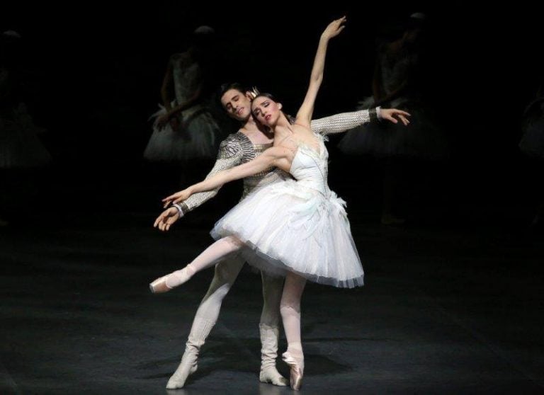 Martina Arduino in Ratmansky’s Swan Lake – a ballet star is born at La Scala?