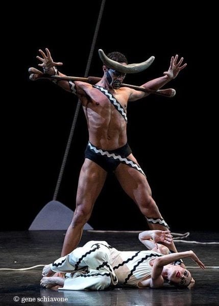 Abdiel Cedric Jacobsen with Diana Vishneva in Martha Grahams Errand Into the Maze Abdiel Cedric Jacobsen with Diana Vishneva in Martha Graham's Errand Into the Maze