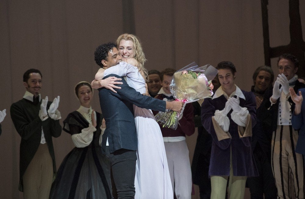 Zenaida Yanowskys Final Curtain Call with Carlos Acosta %C2%A9 ROH 2017. Photo by Alastair Muir 5 Zenaida Yanowsky's Final Curtain Call with Carlos Acosta © ROH 2017. Photo by Alastair Muir (5)