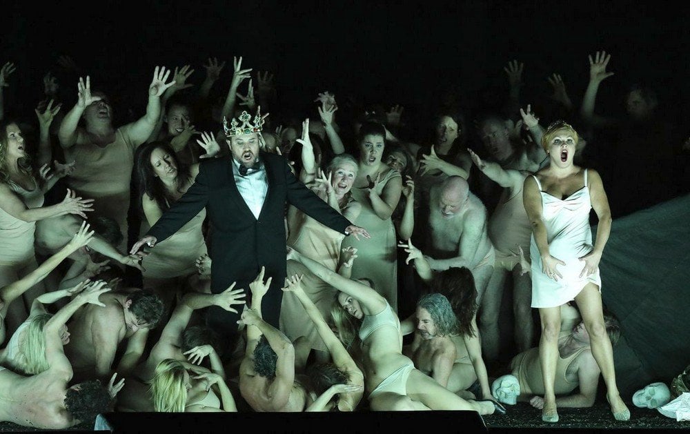 Macbeth with Anna Netrebko at the Bavarian State Opera Macbeth with Anna Netrebko at the Bavarian State Opera