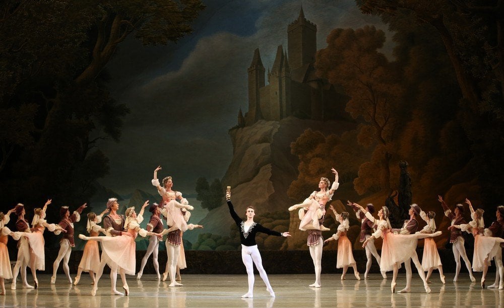 Philipp Stepin in Swan Lake by Natasha Razina %C2%A9 State Academic Mariinsky Theatre Philipp Stepin in Swan Lake by Natasha Razina © State Academic Mariinsky Theatre