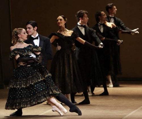 La Dame aux Cam%C3%A9lias with Gioacchino Starace and Antonella Albano photo by Brescia e Amisano Teatro alla Scala 2017 La Dame aux Camélias, with Gioacchino Starace and Antonella Albano, photo by Brescia e Amisano, Teatro alla Scala 2017