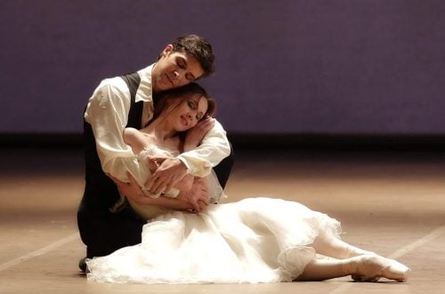 La Dame aux Cam%C3%A9lias with Roberto Bolle and Svetlana Zakharova photo by Brescia e Amisano Teatro alla Scala 2017 La Dame aux Camélias, with Roberto Bolle and Svetlana Zakharova, photo by Brescia e Amisano, Teatro alla Scala 2017