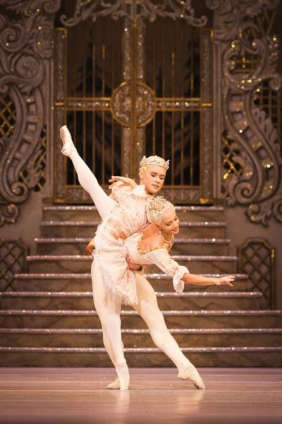 The Nutcracker with Francesca Hayward and Alexander Campbell. © ROH, Helen Maybanks 2016