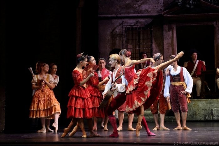 La Scala at the Shanghai Grand Theatre in Don Quixote with Nicoletta Manni and Timofej Andrijashenko photo %C2%A9 Shanghai Grand Theatre La Scala at the Shanghai Grand Theatre in Don Quixote with Nicoletta Manni and Timofej Andrijashenko, photo © Shanghai Grand Theatre
