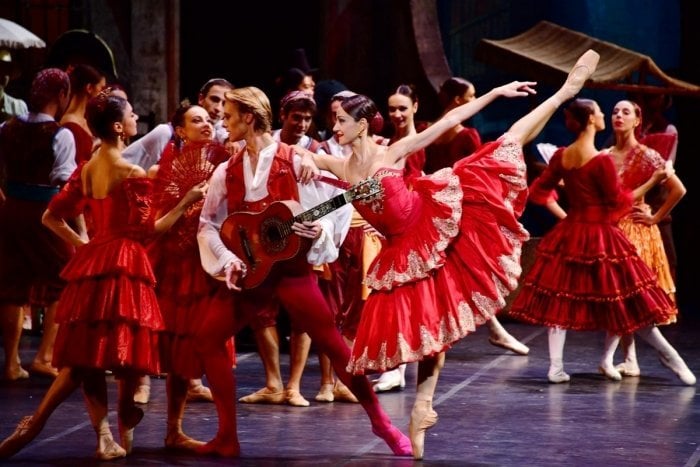 La Scala in Tianjin in Don Quixote with Nicoletta Manni and Timofej Andrijashenko La Scala in Tianjin in Don Quixote with Nicoletta Manni and Timofej Andrijashenko