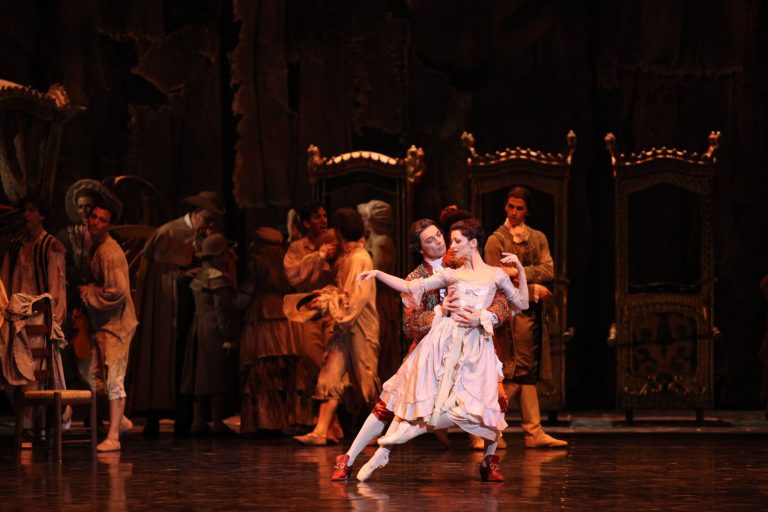 Emanuela Montanari As Manon, Photo By Brescia E Amisano (2)
