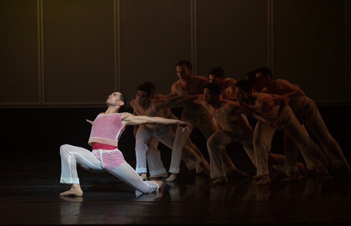 19 Embrace by George Williamson with Brandon Lawrence %C2%A9 Dasa Wharton Birmingham Royal Ballet 2018 02 19 Embrace by George Williamson with Brandon Lawrence © Dasa Wharton, Birmingham Royal Ballet 2018 02