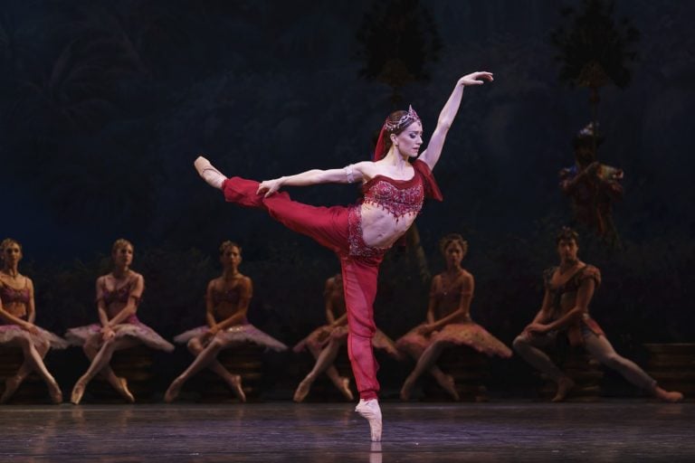 La Bayadère. Marianela Nuñez as Nikiya. ©ROH, 2018. Photographed by Bill Cooper. (2)