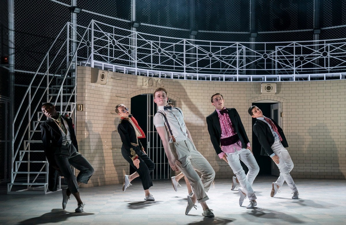 Matthew Bourne Romeo and Juliet Capulet Company 3 Matthew Bourne, Romeo and Juliet, Capulet Company (3)