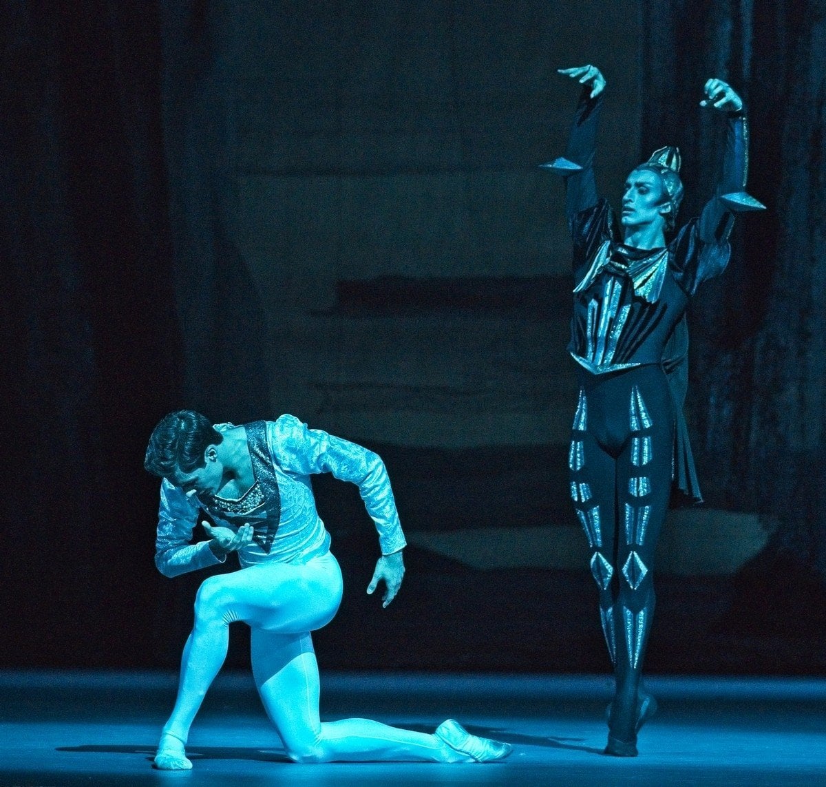 Jacopo Tissi with Egor Gerashchenko in Swan Lake, London 2019 © Malcolm Levinskind