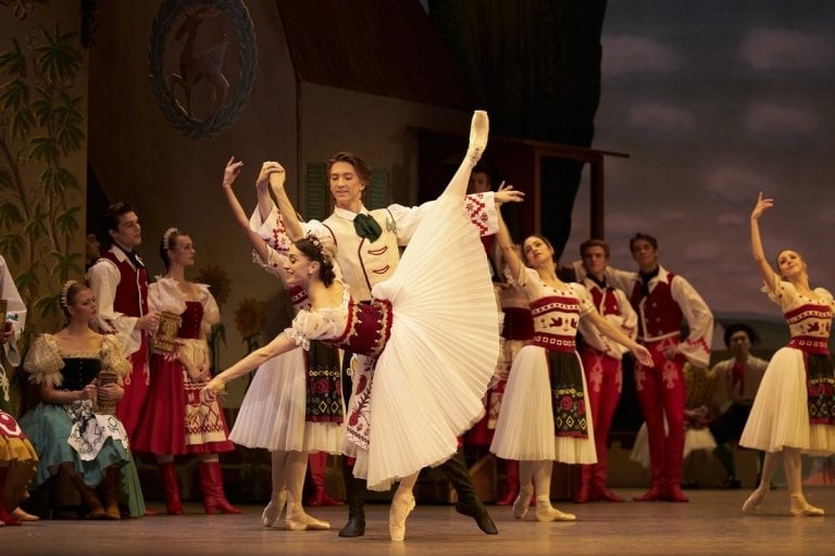Coppélia with Vadim Muntagirov and Marianela Nunez, photo by Bill Cooper ROH