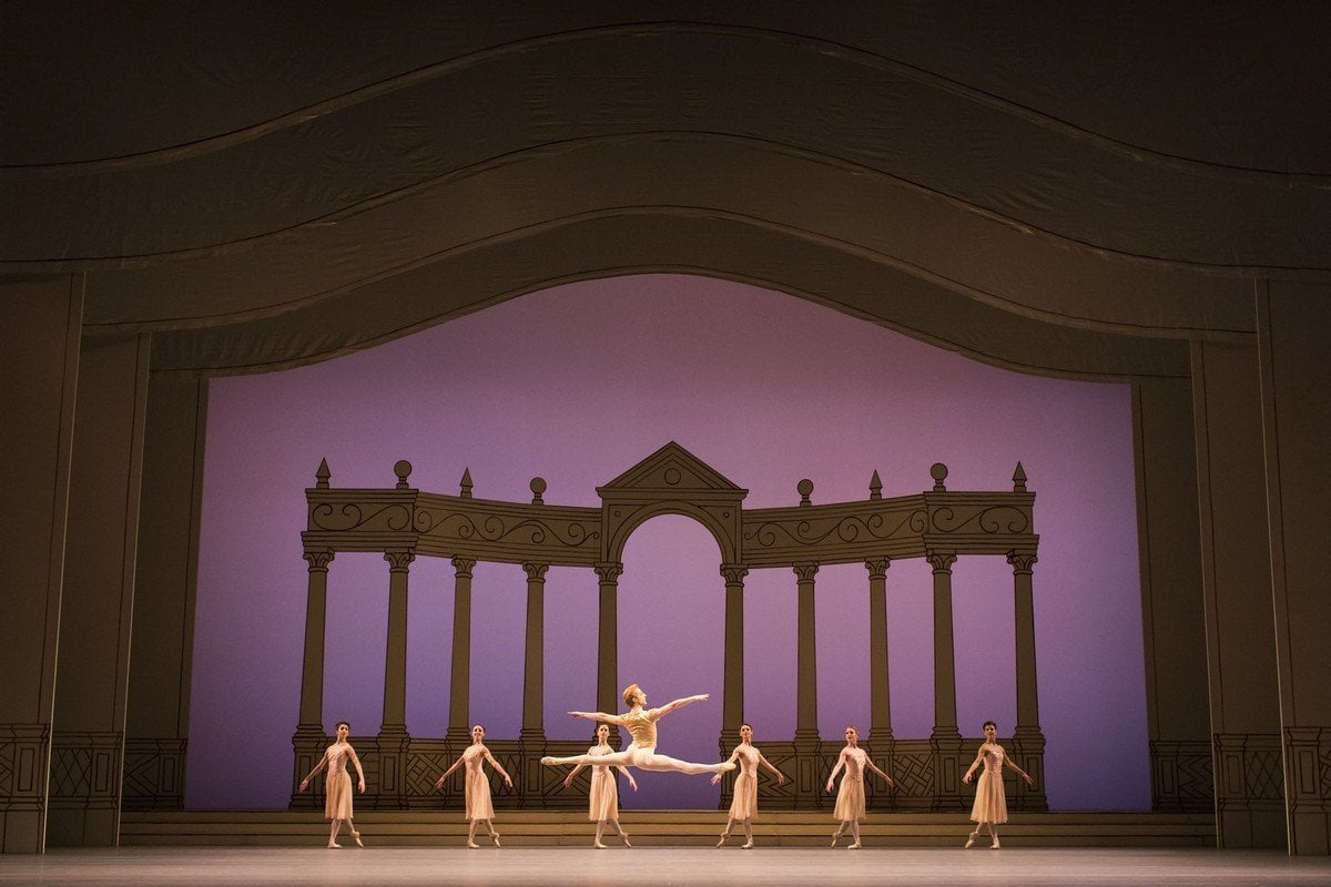 Steven McRae in Frederick Ashtons Rhapsody © ROH 2016. Photograph by Helen Maybanks Steven McRae in Frederick Ashton's Rhapsody © ROH, 2016. Photograph by Helen Maybanks