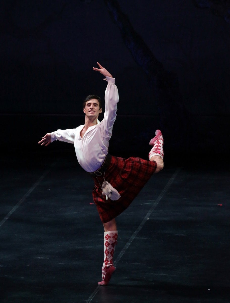 La Sylphide with Nicola Del Freo photo by Brescia e Amisano © Teatro alla Scala 02 La Sylphide with Nicola Del Freo, photo by Brescia e Amisano © Teatro alla Scala-02