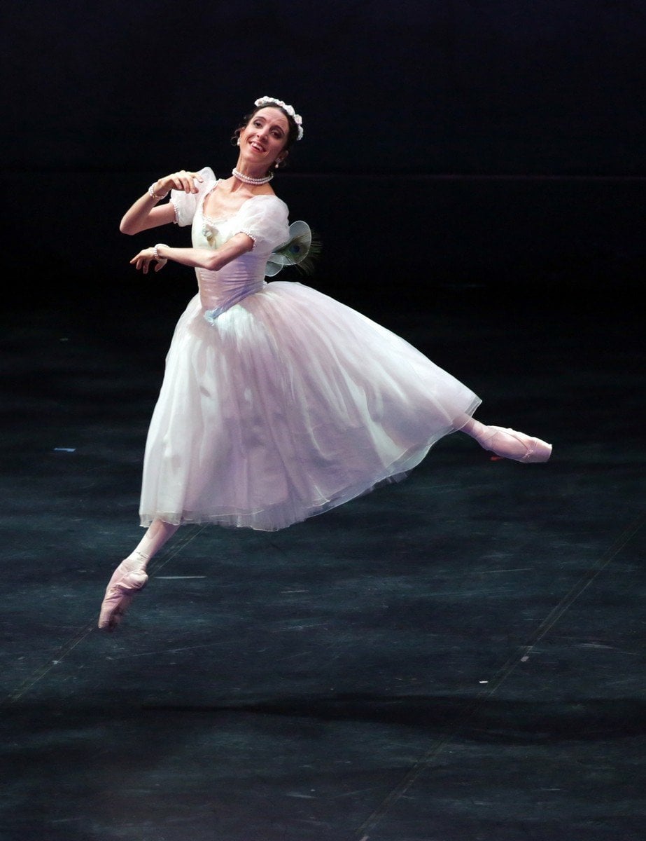 La Sylphide with Vittoria Valerio photo by Brescia e Amisano © Teatro alla Scala La Sylphide with Vittoria Valerio, photo by Brescia e Amisano © Teatro alla Scala