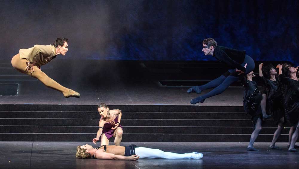 Nicolas Le Riche, Josua Hoffalt,, Eleonora Abbagnato and Florian Magnenet in Notre-Dame de Paris by Roland Petit © Anne Deniau-Opéra national de Paris