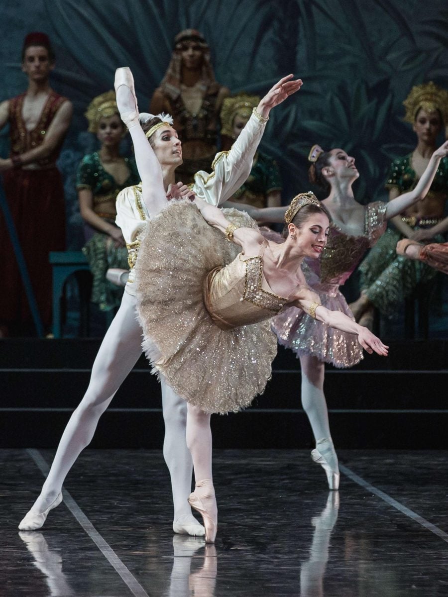 La Bayadere Divertissement di Ofelia Gonzalez e Pablo Moret Saggio Spettacolo 2016 2 scaled La Bayadère Divertissement di Ofelia Gonzalez e Pablo Moret, Saggio Spettacolo 2016