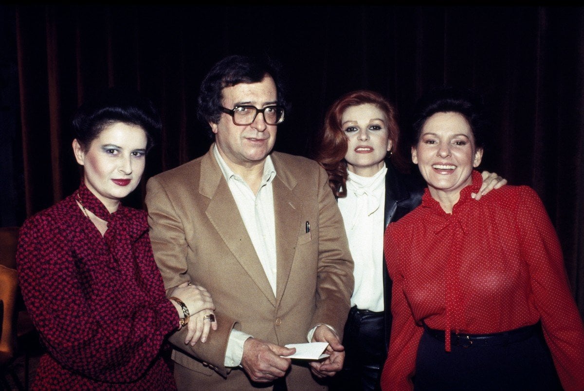 1982 La vera storia with Mariana Nicolesco Milva Luciano Berio Alexandrina Milcheva photo by Lelli e Masotti © Teatro alla Scala 1982 La vera storia with Mariana Nicolesco, Milva, Luciano Berio, Alexandrina Milcheva, photo by Lelli e Masotti © Teatro alla Scala