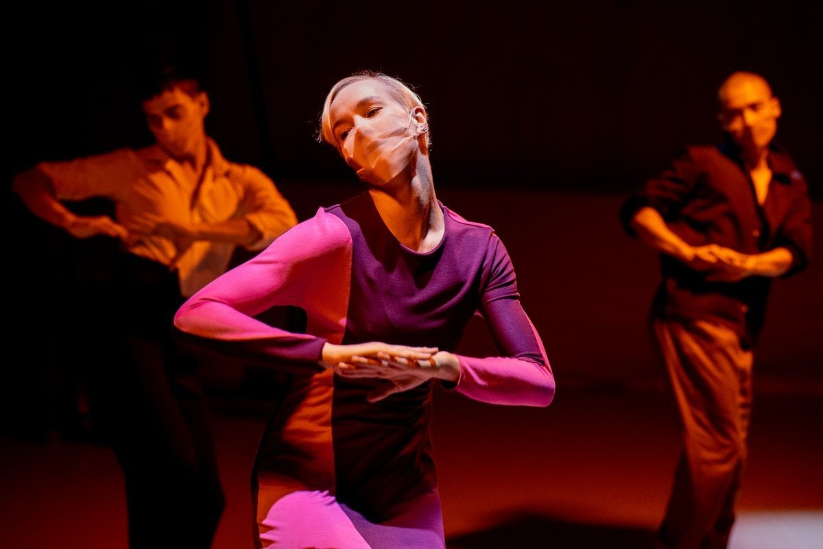 Draw From Within with Simone Damberg Wurtz photo by Camilla Greenwell Rambert Dance Company Draw From Within - with Simone Damberg Würtz, photo by Camilla Greenwell, Rambert Dance Company