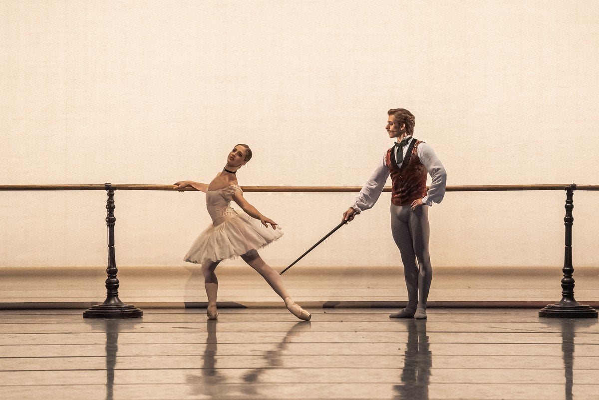 Virna Toppi in John Neumeiers Nutcracker photo by Gherchiu Serghei Bavarian State Ballet 2019 Virna Toppi in John Neumeier's Nutcracker, photo by Gherchiu Serghei, Bavarian State Ballet 2019