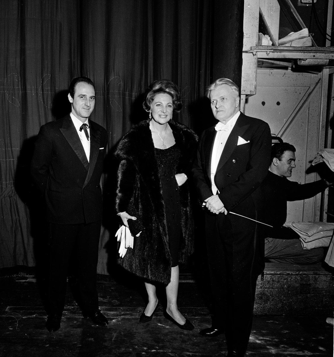 1962 Luciana Novaro with Giulio Perugini and Gianandrea Gavazzeni El amor brujo photo by Erio Piccagliani © Teatro alla Scala 1962 Luciana Novaro with Giulio Perugini and Gianandrea Gavazzeni, El amor brujo, photo by Erio Piccagliani © Teatro alla Scala