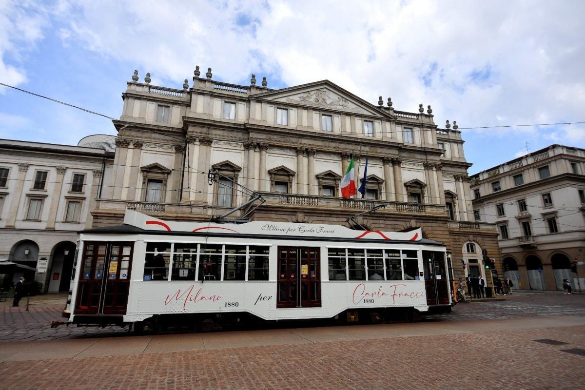 Carla Fraccis tram outside La Scala scaled Carla Fracci's tram outside La Scala