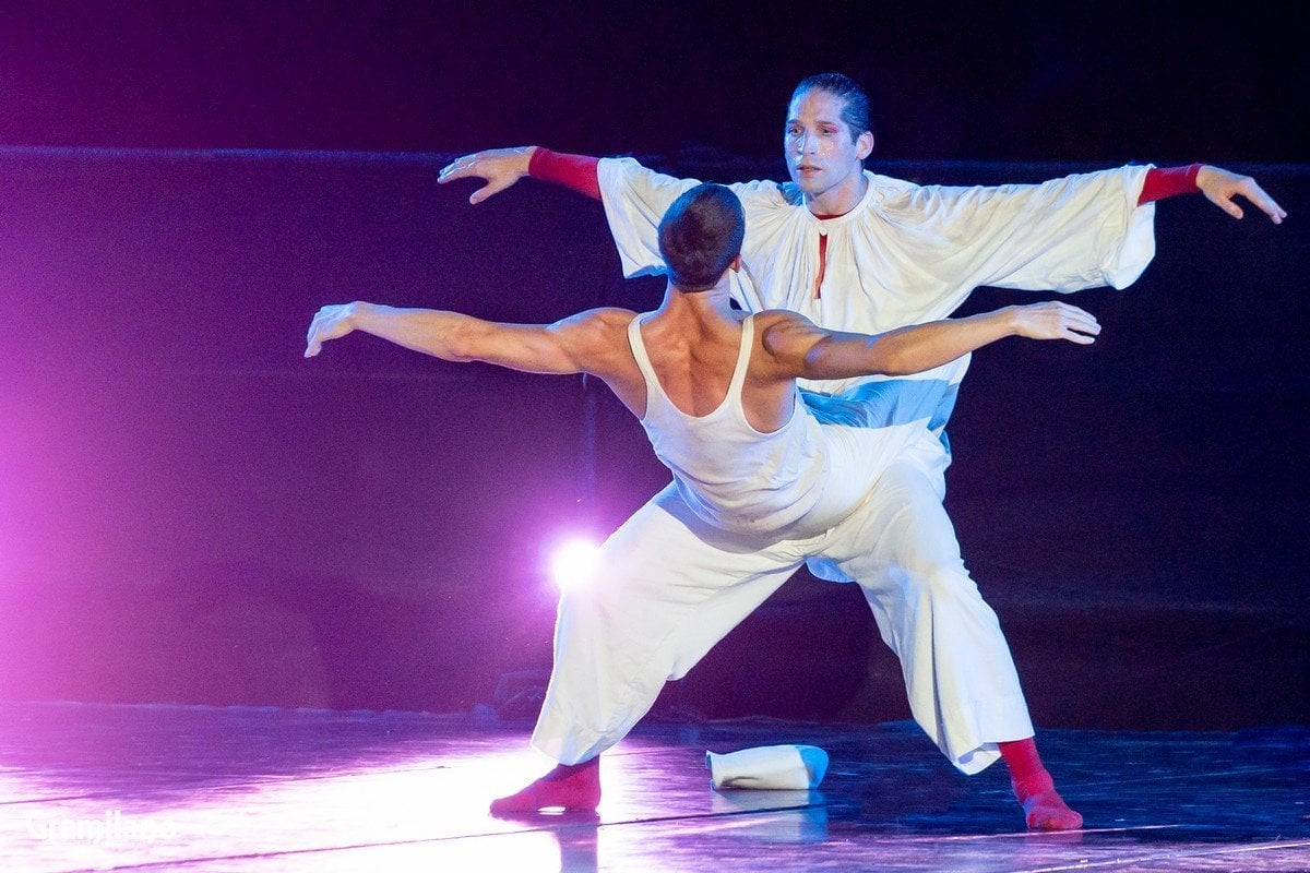 Sasha Riva and Simone Repele in Pulcinella © Graham Spicer 3 Sasha Riva and Simone Repele in Pulcinella © Graham Spicer_3