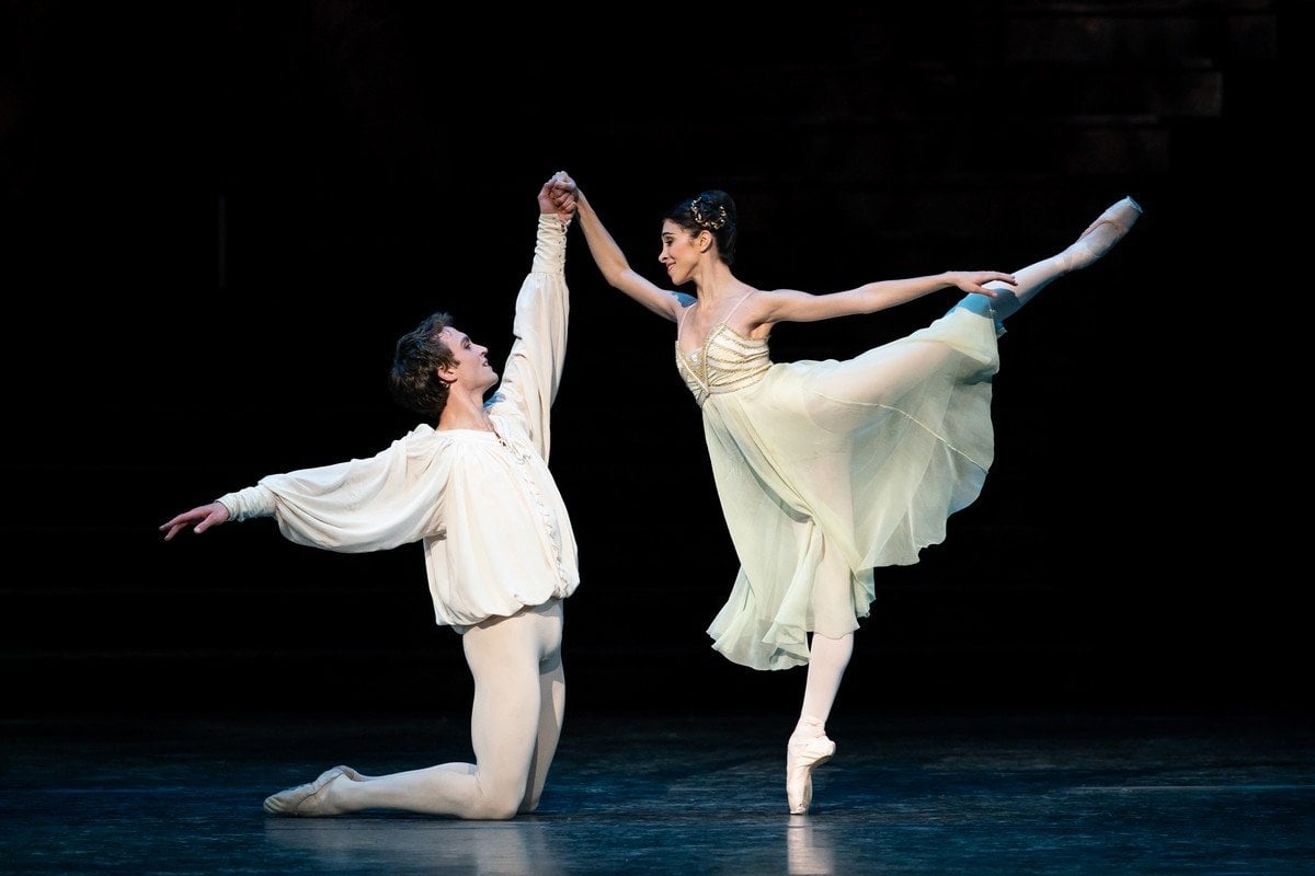 Matthew Ball and Yasmin Naghdi in Romeo and Juliet The Royal Ballet © 2019 ROH photo by Helen Maybanks Matthew Ball and Yasmine Naghdi in Romeo and Juliet, The Royal Ballet © 2019 ROH, photo by Helen Maybanks