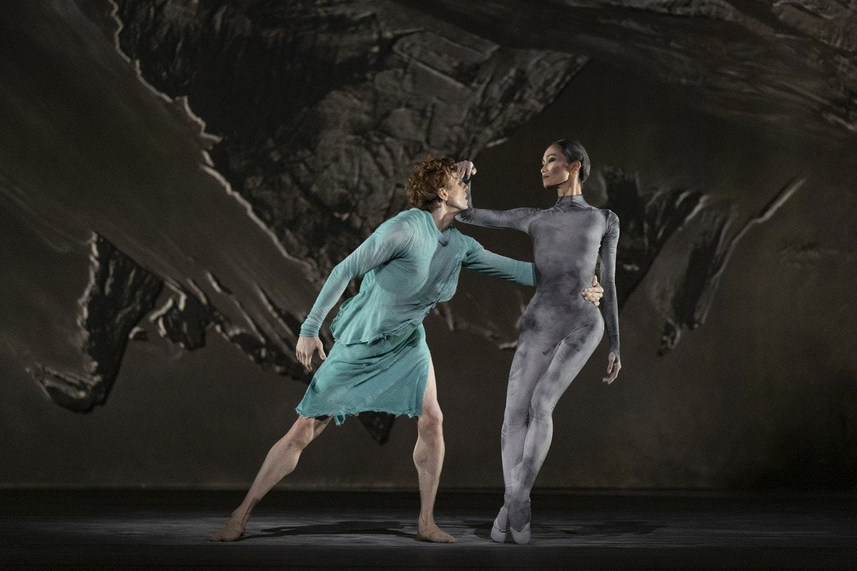 Edward Watson and Fumi Kaneko in The Dante Project The Royal Ballet %C2%A92021 ROH. Photo by Andrej Uspenski Edward Watson and Fumi Kaneko in The Dante Project, The Royal Ballet ©2021 ROH. Photo by Andrej Uspenski