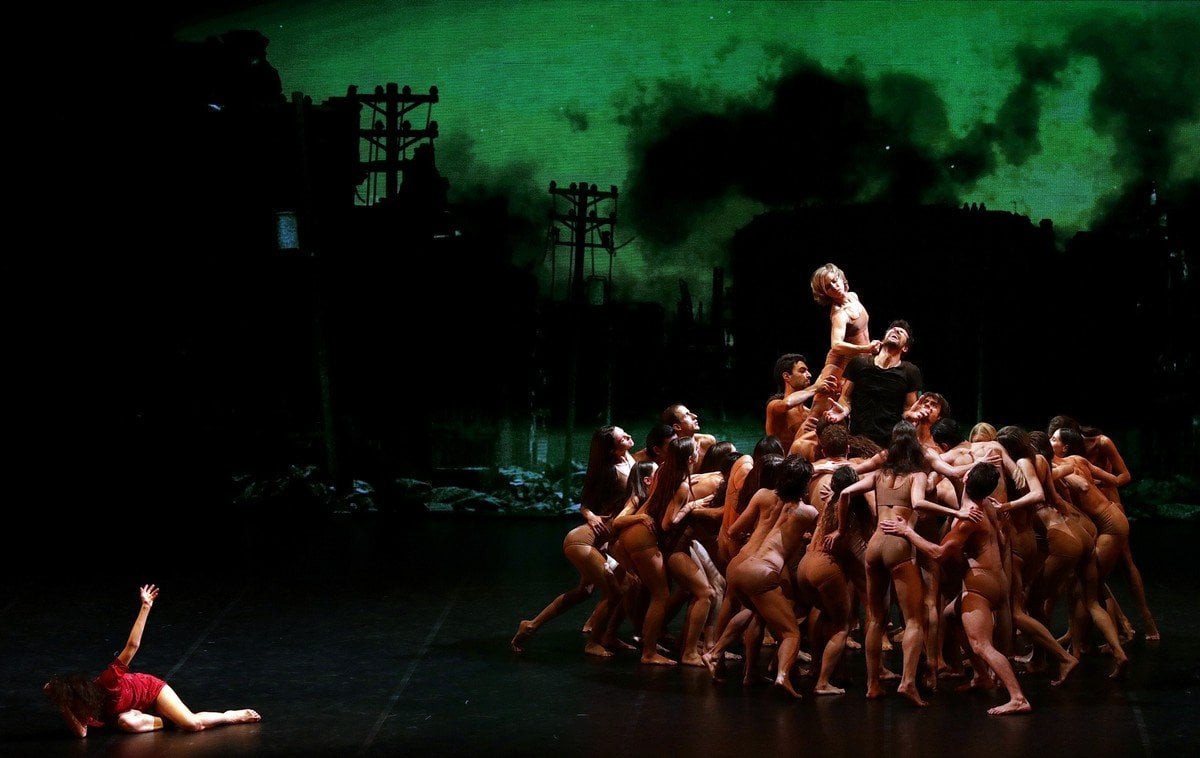 Madina 46 Roberto Bolle Antonella Albano and the corps de ballet photo by Brescia e Amisano ©Teatro alla Scala 2 Madina - 46 - Roberto Bolle, Antonella Albano and the corps de ballet, photo by Brescia e Amisano ©Teatro alla Scala (2)