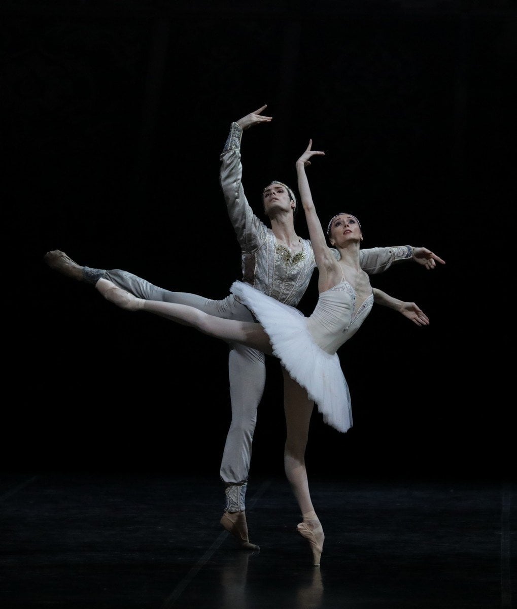 13 La Bayadere with Svetlana Zakharova and Jacopo Tissi photo by Brescia e Amisano ©Teatro alla Scala 13 - La Bayadère, with Svetlana Zakharova and Jacopo Tissi, photo by Brescia e Amisano ©Teatro alla Scala