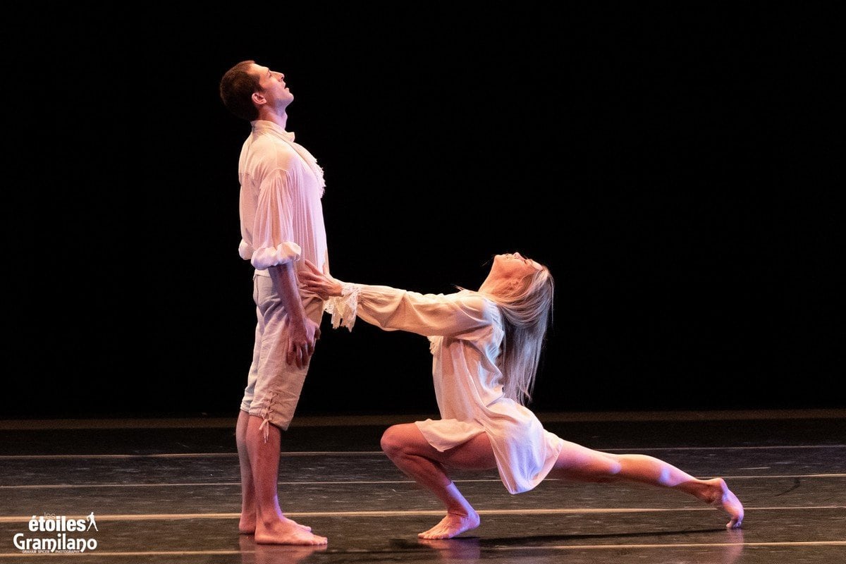 LES ETOILES 2022 Aleonora Abbagnato and Mathieu Ganio in Le Parc © Graham Spicer 3413 LES ÉTOILES 2022 - Eleonora Abbagnato and Mathieu Ganio in Le Parc © Graham Spicer - 3413