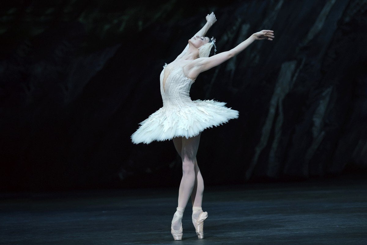 Natalia Osipova as Odette in Swan Lake The Royal Ballet © 2018 ROH. Photograph by Bill Cooper Natalia Osipova as Odette in Swan Lake, The Royal Ballet © 2018 ROH. Photograph by Bill Cooper