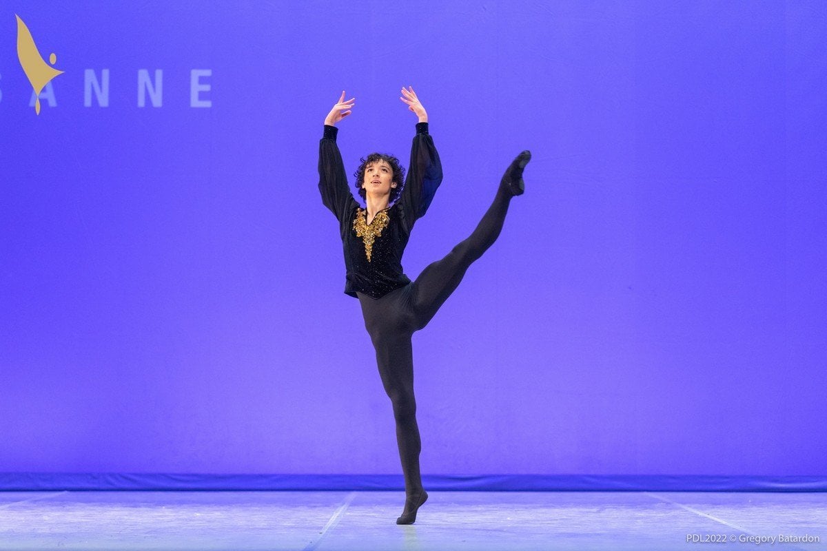 Prix de Lausanne 2022 209 Ned Manning Lourey finalist ©Gregory Batardon 0294 Prix de Lausanne 2022 209 Ned Manning Lourey, finalist ©Gregory Batardon, 0294