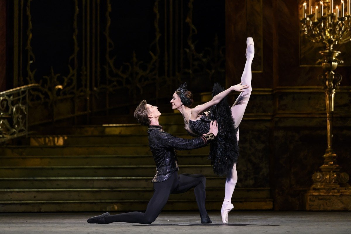 Vadim Muntagirov as Prince Siegfried and Marianela Nunez as Odile in Swan Lake The Royal Ballet © 2018 ROH. Photograph by Bill Cooper Vadim Muntagirov as Prince Siegfried and Marianela Nuñez as Odile in Swan Lake, The Royal Ballet © 2018 ROH. Photograph by Bill Cooper