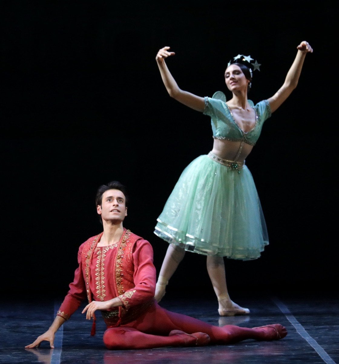 GALA FRACCI La Peri Martina Arduino Marco Agostino photo by Brescia e Amisano © Teatro alla Scala 2 GALA FRACCI - La Péri - Martina Arduino Marco Agostino - photo by Brescia e Amisano © Teatro alla Scala (2)