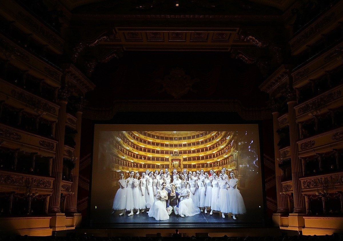 GALA FRACCI photo by Brescia e Amisano © Teatro alla Scala 3 GALA FRACCI - photo by Brescia e Amisano © Teatro alla Scala (3)