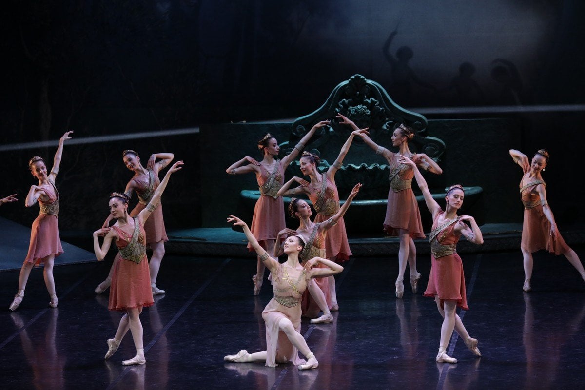 10 Sylvia choreography by Manuel Legris photo by Brescia e Amisano ©Teatro alla Scala 2022 Martina Arduino 10 - Sylvia - choreography by Manuel Legris - photo by Brescia e Amisano ©Teatro alla Scala 2022 - Martina Arduino