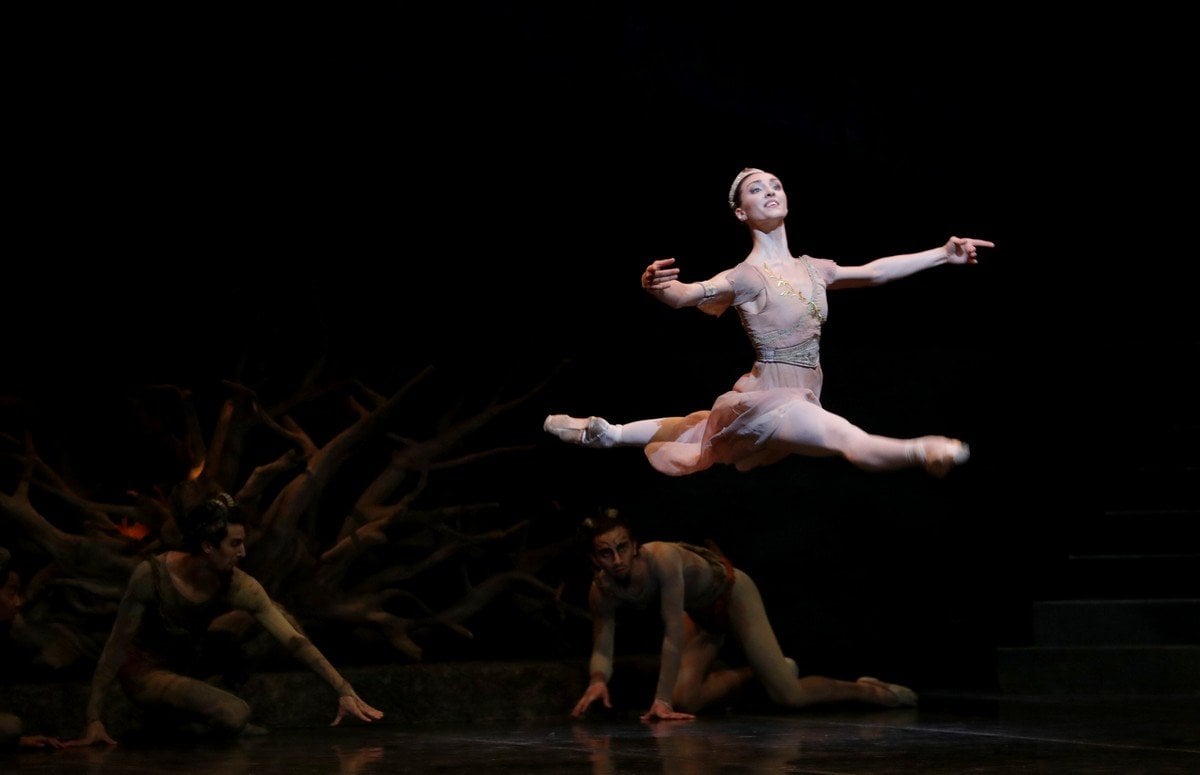 23 Sylvia choreography by Manuel Legris photo by Brescia e Amisano ©Teatro alla Scala 2022 Martina Arduino 23 - Sylvia - choreography by Manuel Legris - photo by Brescia e Amisano ©Teatro alla Scala 2022 - Martina Arduino