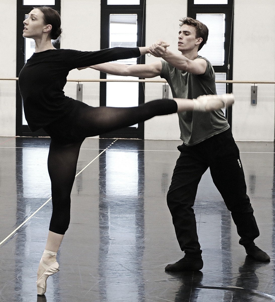 AfteRite rehearsals Martina Arduino Navrin Turnbull photo Bescia and Amisano © Teatro alla Scala AfteRite - rehearsals - Martina Arduino, Navrin Turnbull,, photo Bescia and Amisano © Teatro alla Scala