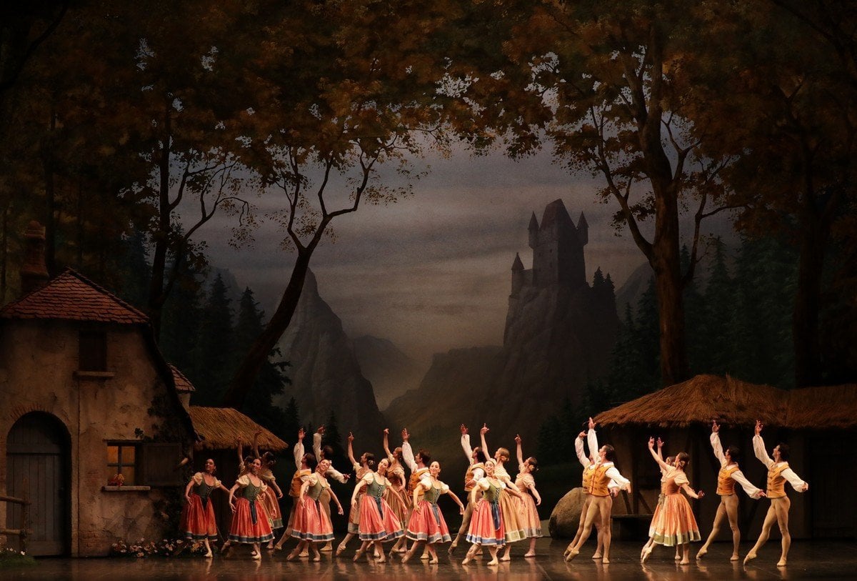 11 Giselle photo Brescia e Amisano ©Teatro alla Scala 11 - Giselle - photo Brescia e Amisano ©Teatro alla Scala