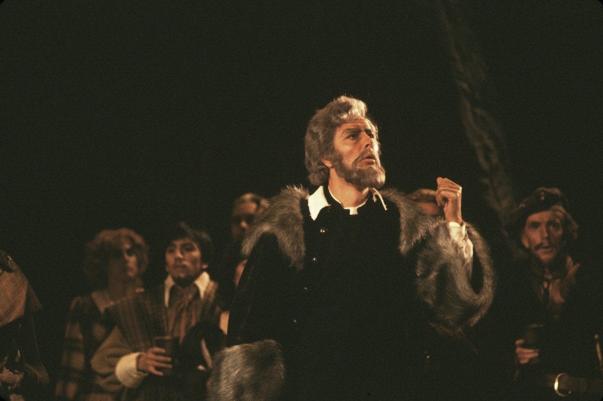Ferruccio Furlanetto as Raimondo in Donizettis Lucia di Lammermoor 1981. Photo by Ron Scherl Ferruccio Furlanetto as Raimondo in Donizetti's Lucia di Lammermoor (1981). Photo by Ron Scherl