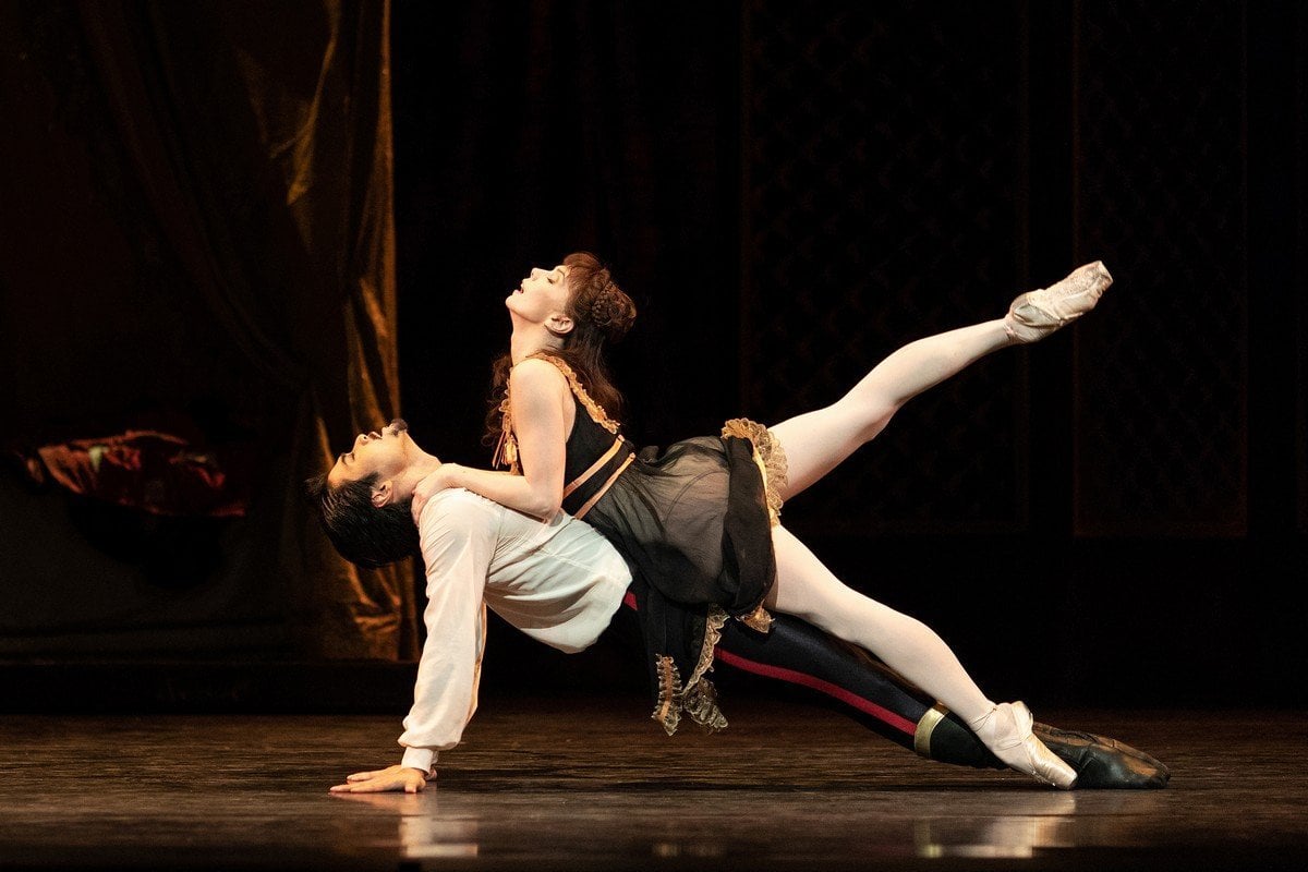 Natalia Osipova as Mary Vetsera and Ryoichi Hirano as Crown Prince Rudolf in Mayerling c 2018 ROH. Photograph by Helen Maybanks 1